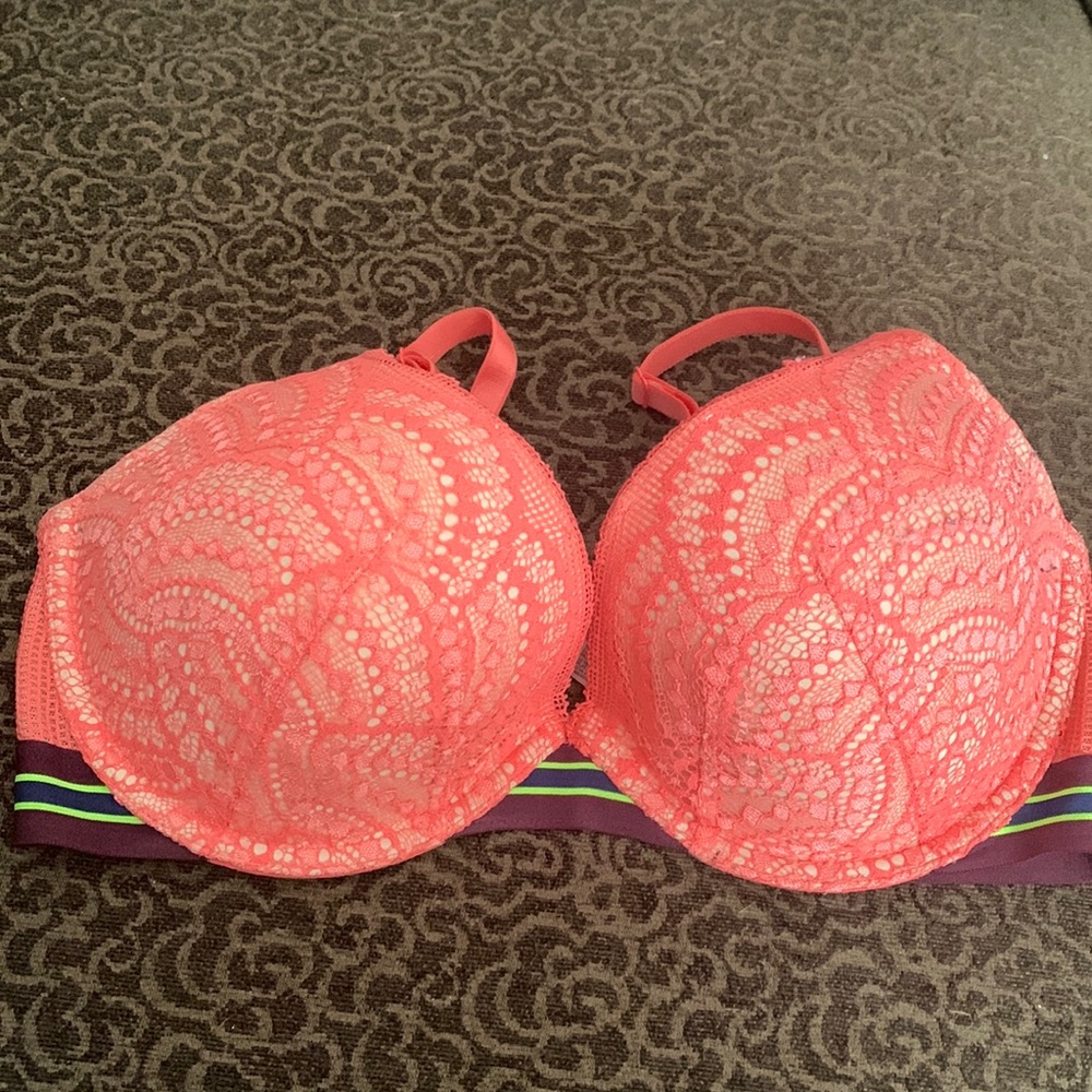 VS bra
